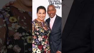 Tony Dorsett has been married twice! his kids! Julie Simon & Janet Harmon Dorsett #tonydorsett