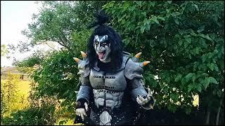 DANY BAO - GENE SIMMONS KISS STATUE REAL SIZE TRIBUTE