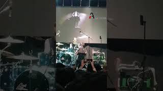 Lacrimosa trajo una fiesta en blanco y negro a Bogotá #shorts