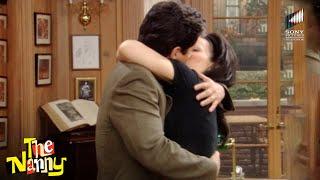 Maxwell and Fran Share a Kiss | The Nanny