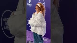 Screaming because Janet Jackson has arrived to the #AmericanMusicAwards.