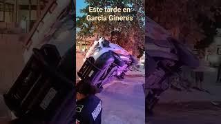 pulling the ambulance over after an accident in Merida Yucatan #followformore #carcrash #roadrescue