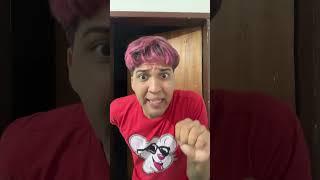 BEIJE SUA MÃO