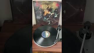 #kiss #alive #hardrock #70srock #vinylrecords #vinylcollection #heavymetal #rockcollection #shorts